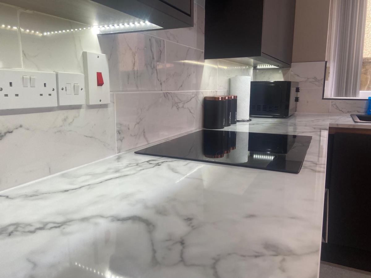 Ballygally  Bayview Apartments מראה חיצוני תמונה