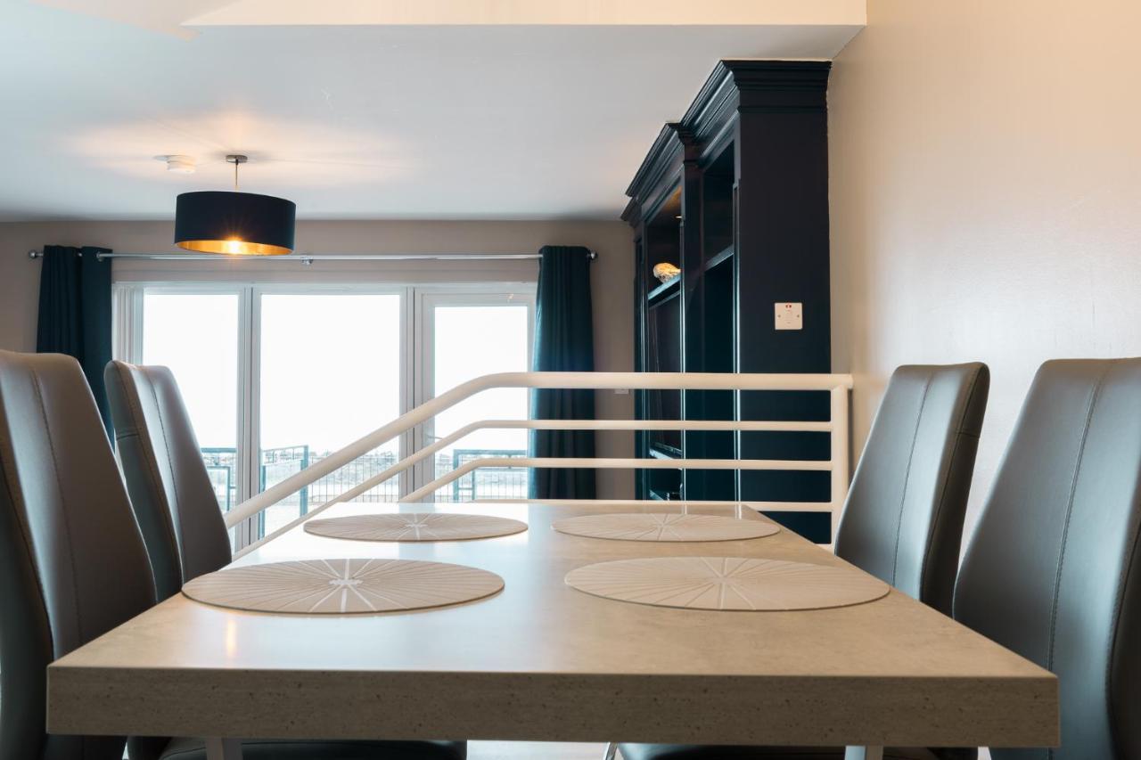 Ballygally  Bayview Apartments מראה חיצוני תמונה